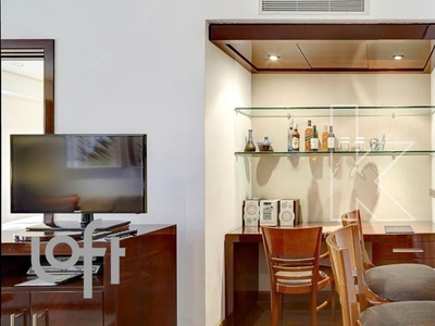 Apartamento à venda em Itaim Bibi com 80 m², 2 quartos, 2 suítes, 2 vagas