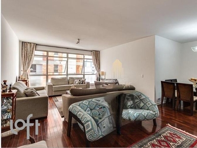 Apartamento à venda em Paraíso com 138 m², 3 quartos, 2 suítes, 1 vaga
