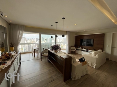 Apartamento à venda em Vila Olímpia com 120 m², 2 quartos, 2 suítes, 3 vagas