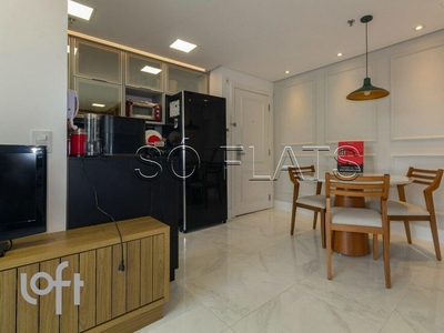Apartamento à venda em Vila Olímpia com 52 m², 2 quartos, 1 suíte, 1 vaga
