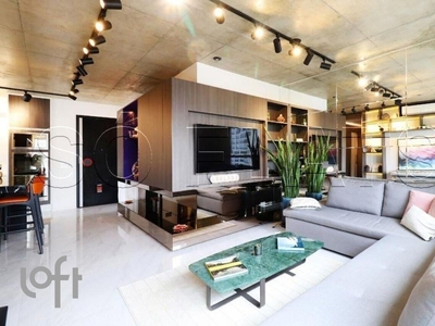 Apartamento à venda em Vila Olímpia com 74 m², 2 quartos, 1 suíte, 1 vaga