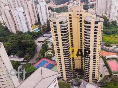Apartamento à venda em Vila Sônia com 210 m², 4 quartos, 3 suítes, 3 vagas