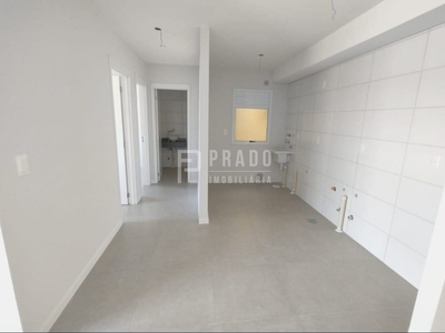 Apartamento em Areal, Pelotas/RS de 50m² 2 quartos à venda por R$ 237.500,00