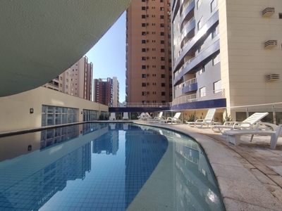Apartamento em Centro, Londrina/PR de 65m² 2 quartos para locação R$ 1.800,00/mes
