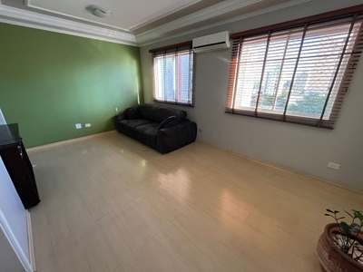 Apartamento em Centro, Londrina/PR de 65m² 3 quartos para locação R$ 1.600,00/mes