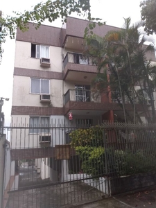 Apartamento em Santa Cruz, Rio de Janeiro/RJ de 64m² 2 quartos à venda por R$ 175.000,00 ou para locação R$ 770,00/mes