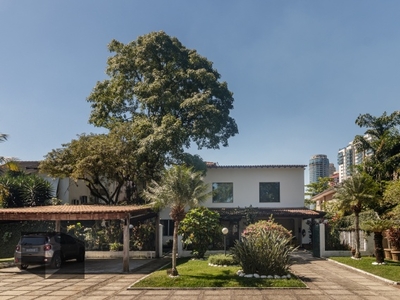 Casa em Barra da Tijuca, Rio de Janeiro/RJ de 666m² 4 quartos à venda por R$ 4.099.000,00