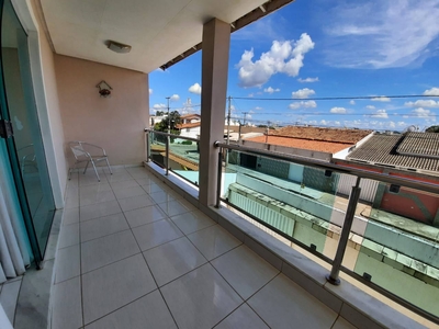 Casa em Candeias, Vitória da Conquista/BA de 260m² 3 quartos à venda por R$ 679.000,00