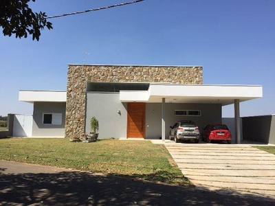 Casa em Centro, Jaguariúna/SP de 300m² 4 quartos à venda por R$ 1.979.000,00