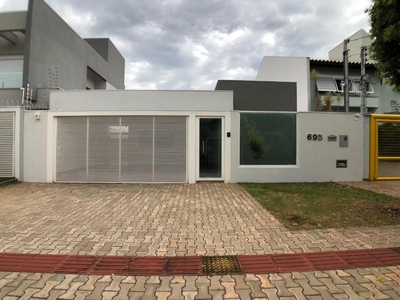 Casa em Chácara Cachoeira, Campo Grande/MS de 181m² 1 quartos para locação R$ 4.800,00/mes