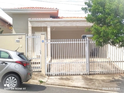 Casa em João XXIII, Vinhedo/SP de 125m² 3 quartos à venda por R$ 829.000,00