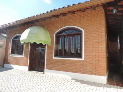 Casa em João XXIII, Vinhedo/SP de 179m² 2 quartos para locação R$ 3.600,00/mes