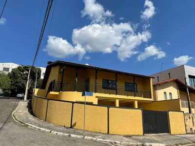 Casa em João XXIII, Vinhedo/SP de 243m² 3 quartos para locação R$ 4.500,00/mes