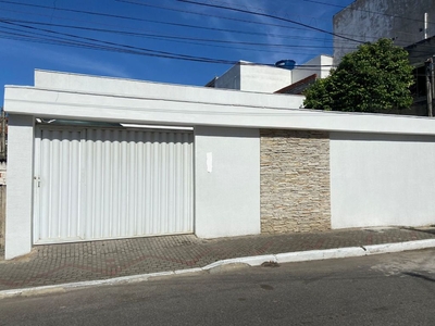 Casa em , Arraial do Cabo/RJ de 175m² 3 quartos à venda por R$ 949.000,00