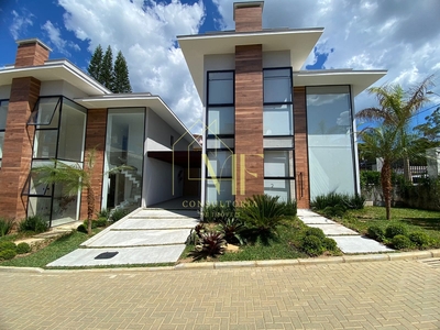 Casa em Tijuca, Teresópolis/RJ de 203m² 4 quartos à venda por R$ 1.494.000,00