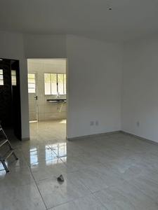 Casa em Vila Bela Flor, Mogi das Cruzes/SP de 40m² 2 quartos para locação R$ 1.700,00/mes