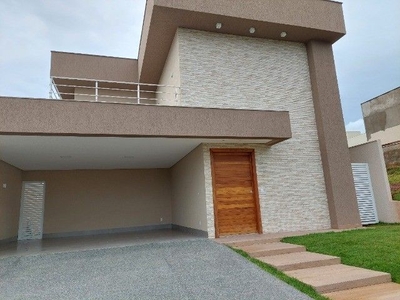 Sobrado em Parque Residencial Morumbi, Senador Canedo/GO de 211m² 3 quartos à venda por R$ 1.489.000,00