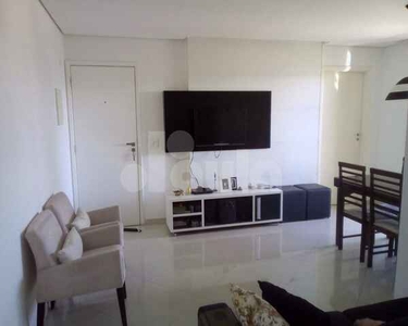 Apartamento 93m², 3 Dormitórios, 2 Vagas, Varanda Gourmet, Área de Lazer no Bairro Campest