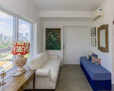 Apartamento á venda de 57 m² com 1 dormitório, 1 suíte, 1 vaga de garagem por R$ 730.000 n