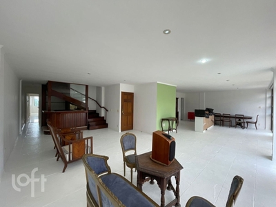 Apartamento à venda em Barra da Tijuca: Jardim Oceânico com 379 m², 5 quartos, 4 suítes, 2 vagas
