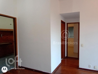 Apartamento à venda em Grajaú com 64 m², 2 quartos, 1 vaga