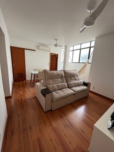 Apartamento à venda em Laranjeiras com 76 m², 2 quartos, 1 suíte, 1 vaga