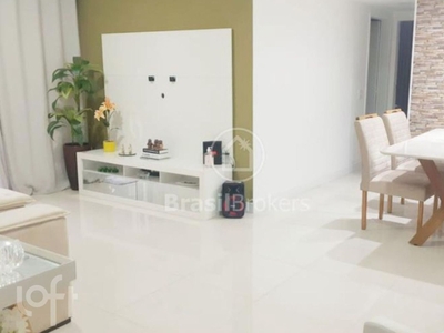 Apartamento à venda em Tijuca com 83 m², 2 quartos, 1 suíte, 2 vagas