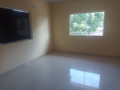 Apartamento amplo com garagem