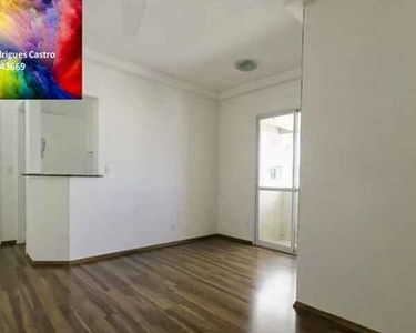 Apartamento Apartamento com 3 dormitórios