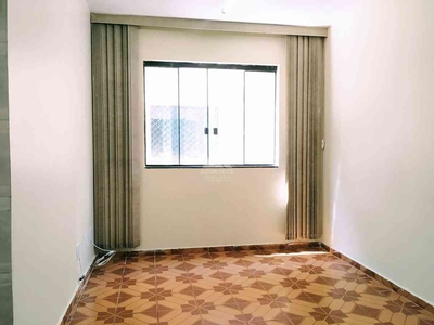 Apartamento com 2 quartos para alugar no bairro Taguatinga Norte, 55m²