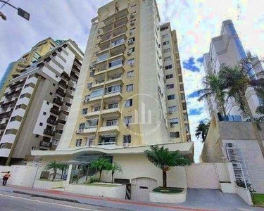 Apartamento com 2 dormitórios à venda, 68 m² por R$ 670.000,00 - Centro - Florianópolis/SC