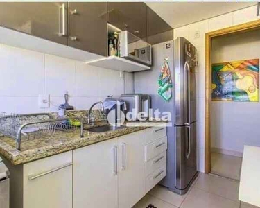 Apartamento com 3 dormitórios à venda, 98 m² por R$ 720.000,00 - Patrimônio - Uberlândia/M