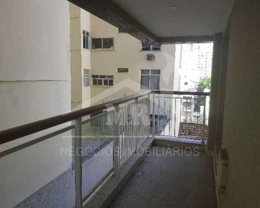 Apartamento na Rua Carlos Halfeld - Icaraí