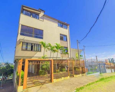 Apartamento Padrão, 3 dormitórios, 1 suítes, 4 banheiro, 2 vagas na garagem, 240M² de Área