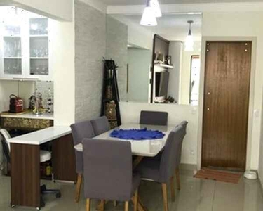 Apartamento todo reformado com 2 Dormitórios (reversivel para o terceiro) , 2 Vagas de gar