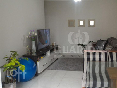 Apto Cavalhada | 2 Quartos | 67 M² | Cond: R$400.0 | 1 Vaga