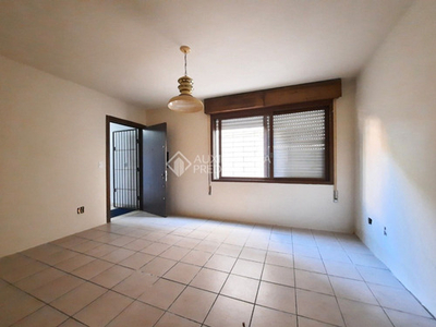 Apto Jardim Botânico | 2 Quartos | 85 M² | Cond: R$330.0 | 2 Vagas