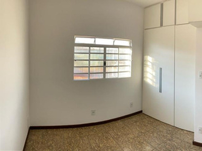 Apto Maria Helena | 2 Quartos | 50 M² | Cond: R$250.0 | 1 Vaga