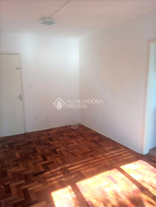 Apto Passo Das Pedras | 1 Quartos | 39 M² | Cond: R$200.0 | 0 Vagas