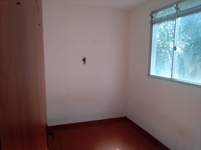 Apto São João Batista | 2 Quartos | 43 M² | Cond: R$180.0 | 1 Vaga