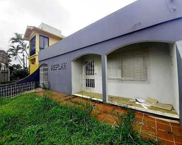 Casa 3 dormitórios localizada no bairro Nossa Sra. De Fátima
