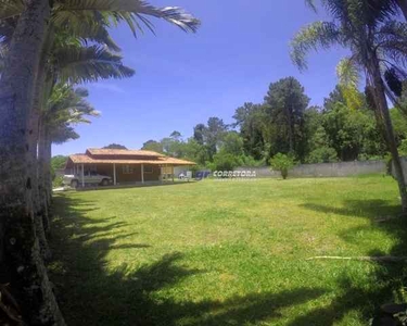 Casa a venda com piscina, amplo terreno no Gravatá em Navegantes