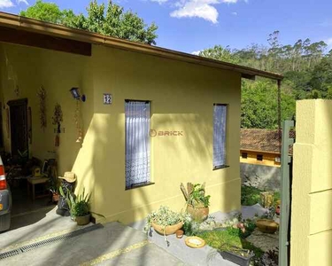 Casa com 2 suítes, 90 m² na Posse - Teresópolis/RJ