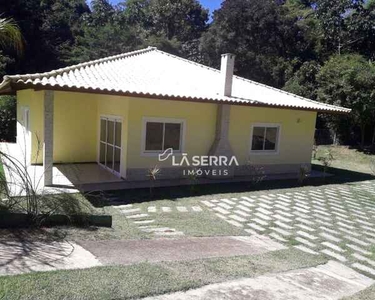 Casa com 3 dormitórios à venda, 150 m² por R$ 720.000,00 - Secretário - Petrópolis/RJ