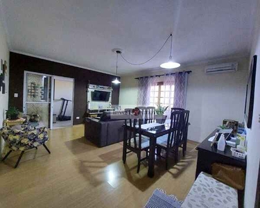 Casa com 3 dormitórios à venda, 244 m² por R$ 670.000,00 - Bosque dos Eucaliptos - São Jos