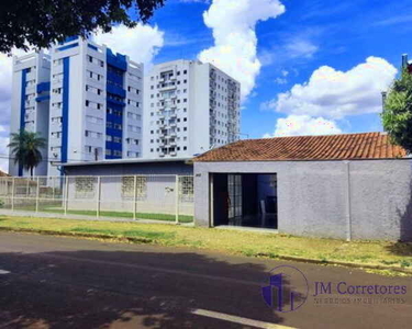 Casa com 3 quartos - Bairro Centro em Londrina