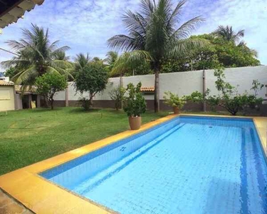 CASA COM UMA LINDA ÁREA VERDE E PISCINA NA ZONA DE EXPANSÃO