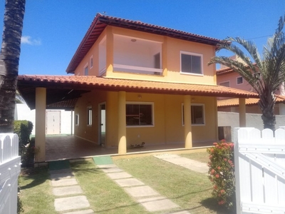 Casa de condomínio para Aluguel com 4 quartos em Buraquinho - Lauro de Feitas - Ba