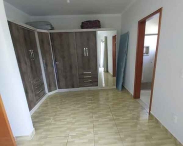 Casa de condomínio para venda possui 150 metros com 3 quartos com piscina