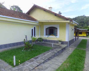 Casa Linear, 3 Quartos, Piscina, Quintal Plano, Parque do Imbuí, Teresópolis, RJ